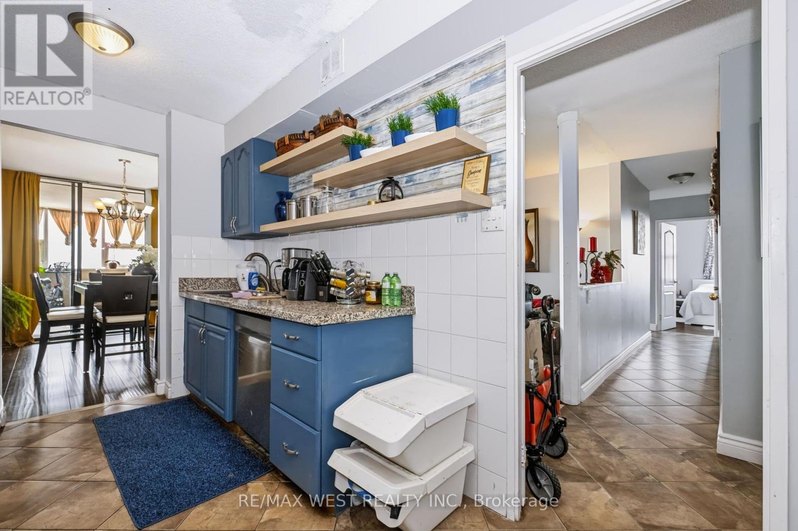 #2307 75 EMMETT AVENUE - Image 27