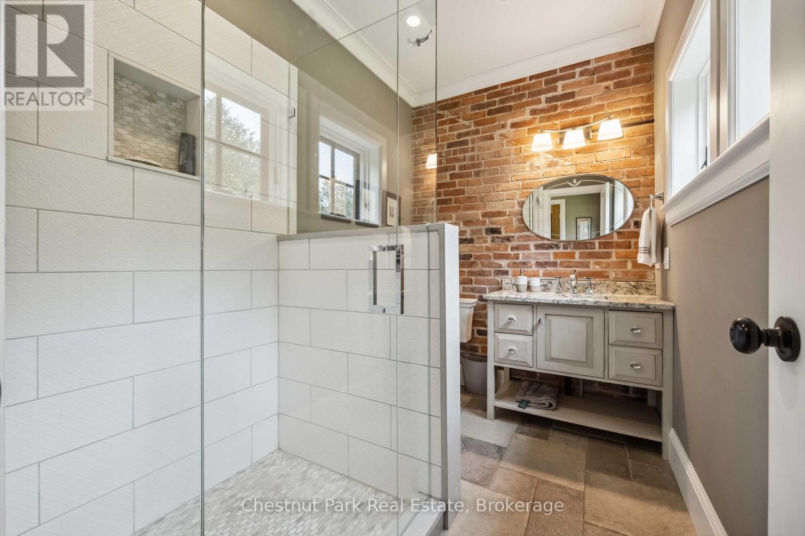 553763 ROAD 55 - Image 19