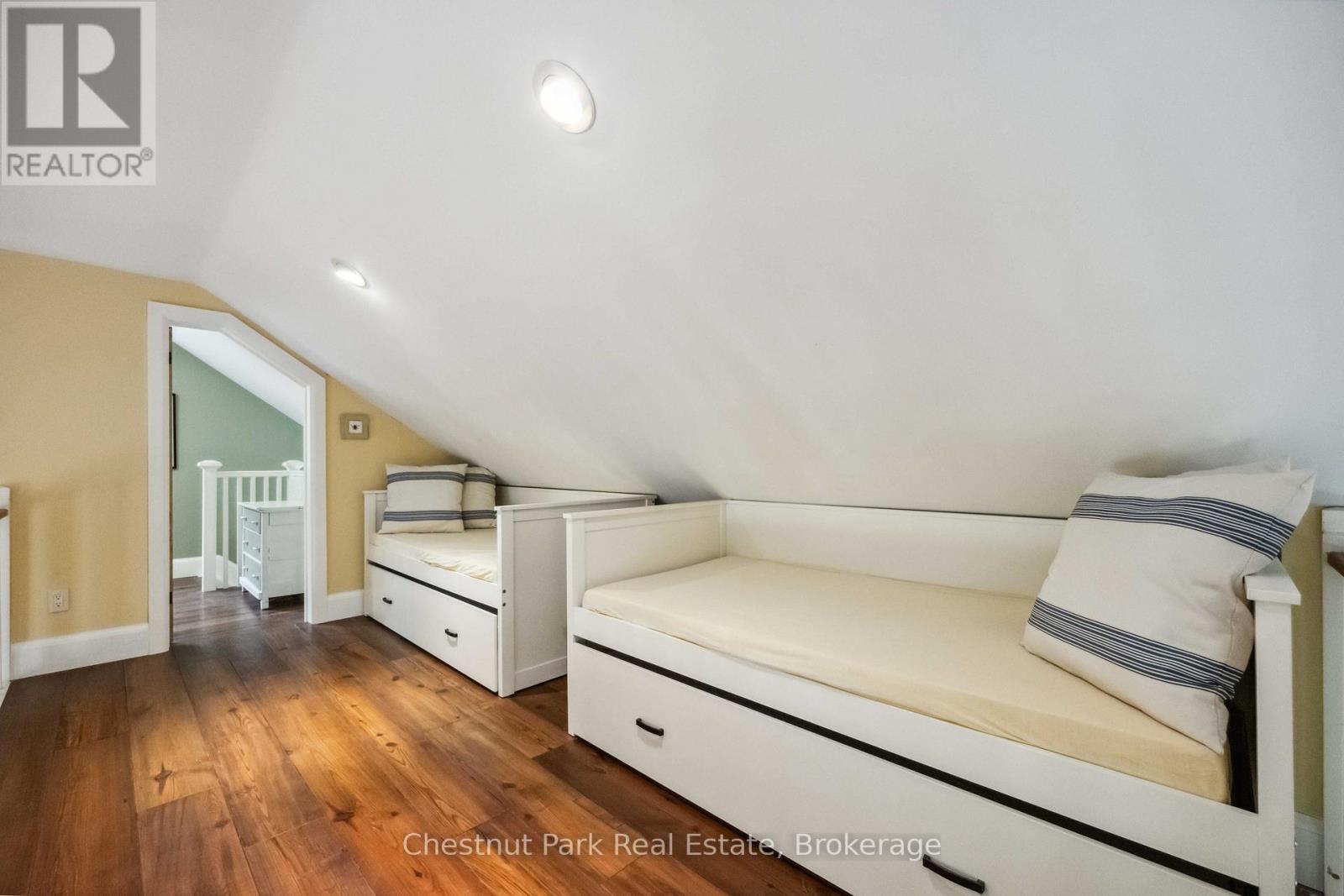553763 ROAD 55 - Image 31