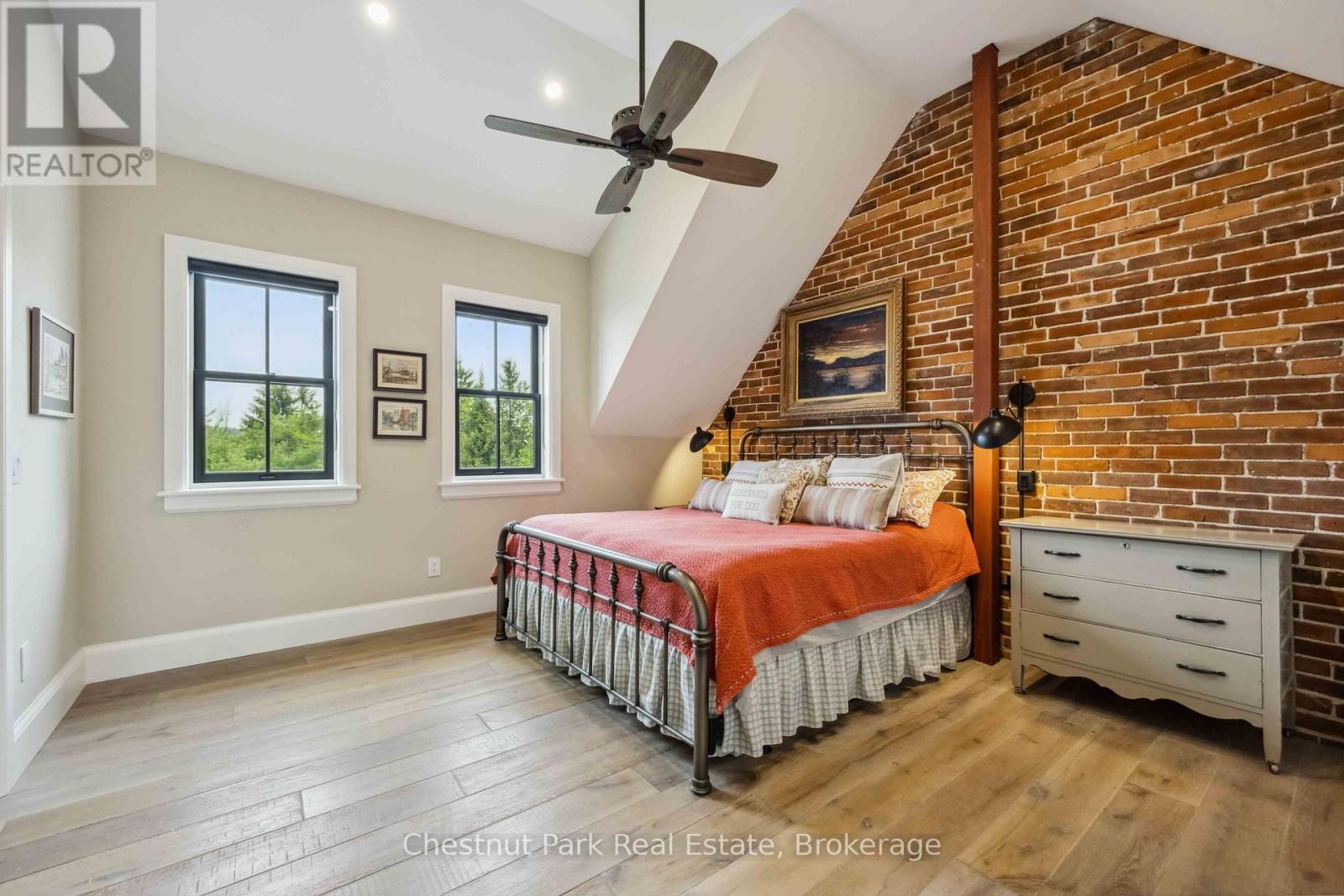 553763 ROAD 55 - Image 33