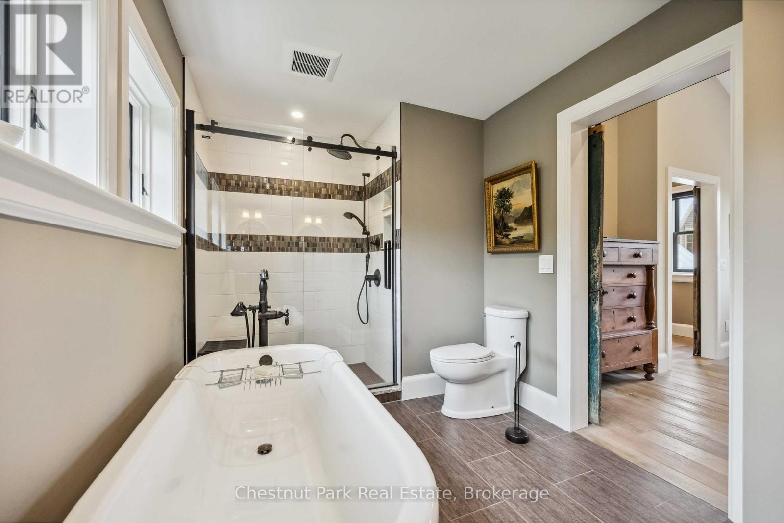 553763 ROAD 55 - Image 34