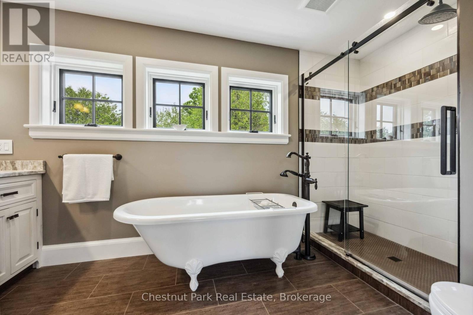 553763 ROAD 55 - Image 35