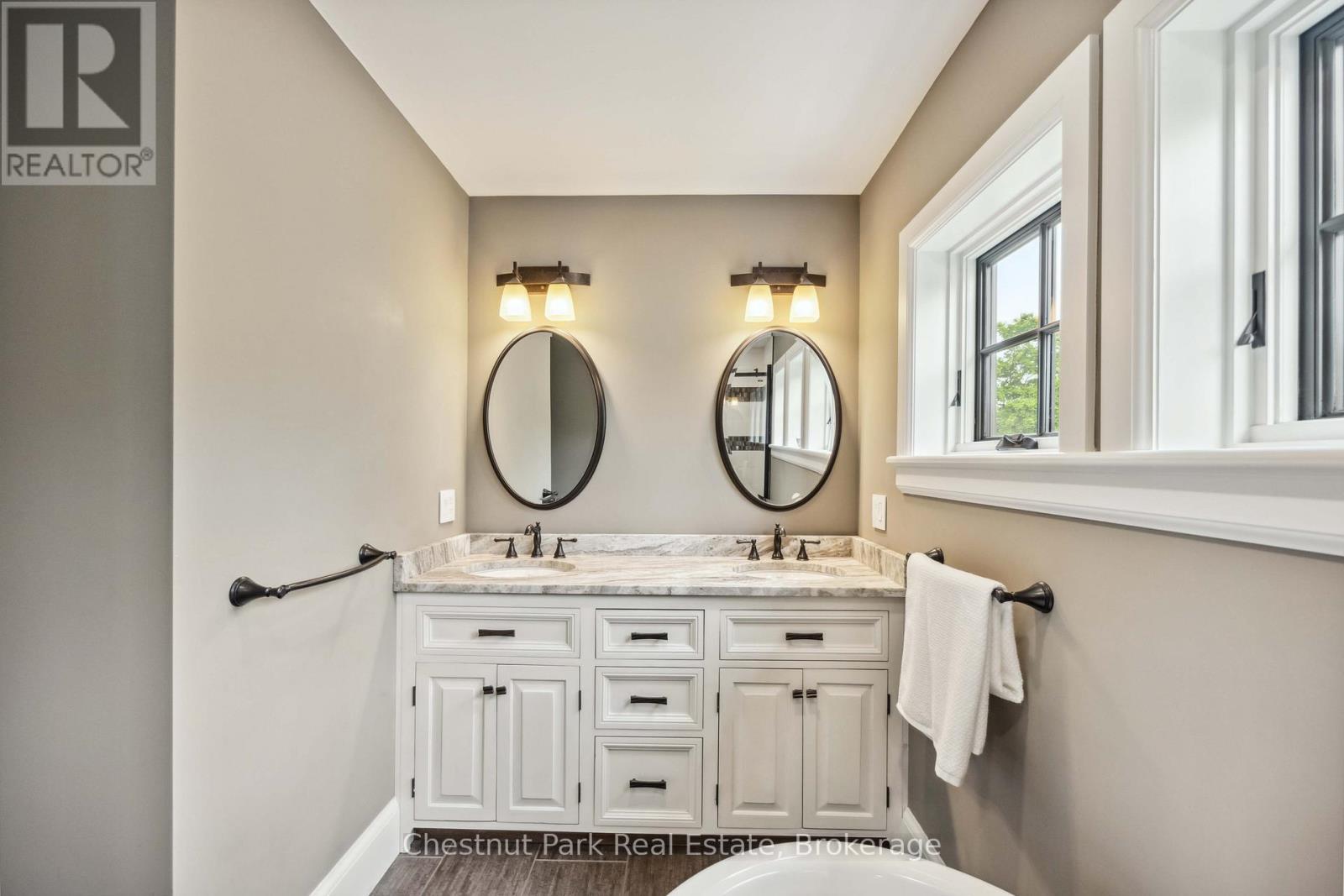 553763 ROAD 55 - Image 36
