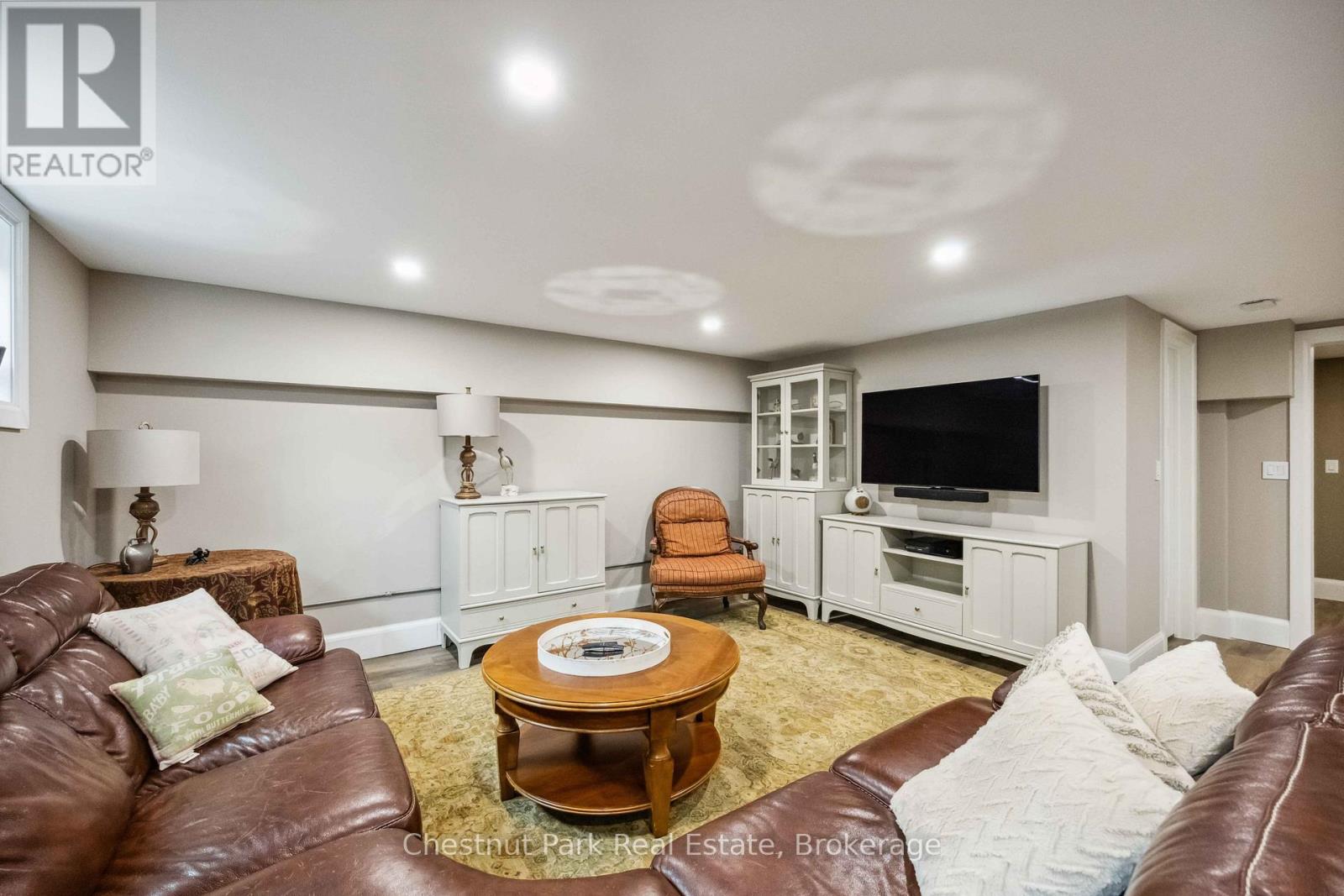 553763 ROAD 55 - Image 42