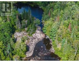 1241 Koshlong Lake Road, Dysart Et Al, ON K0M1S0 Photo 17
