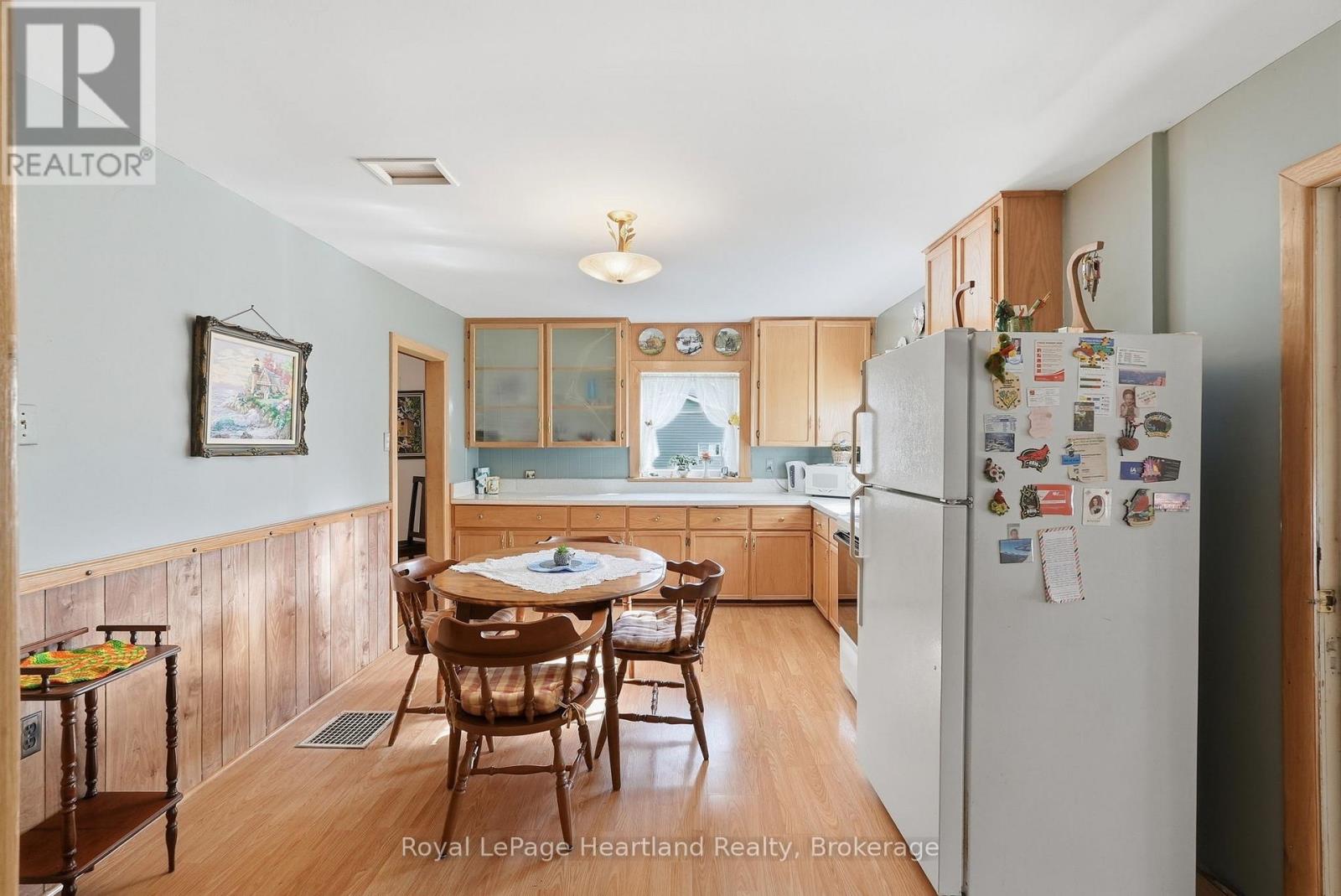 31 LOUISE STREET - 14