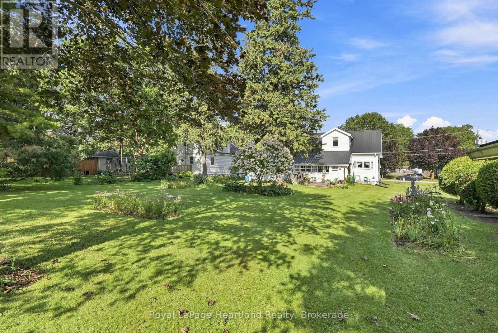 31 LOUISE STREET - Image 36