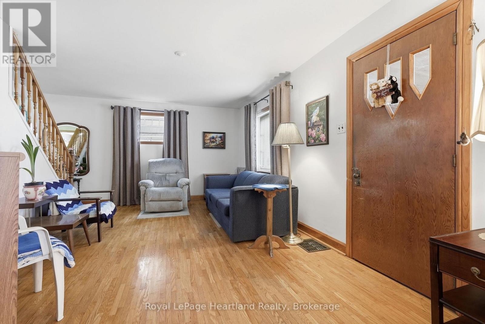 31 LOUISE STREET - 6