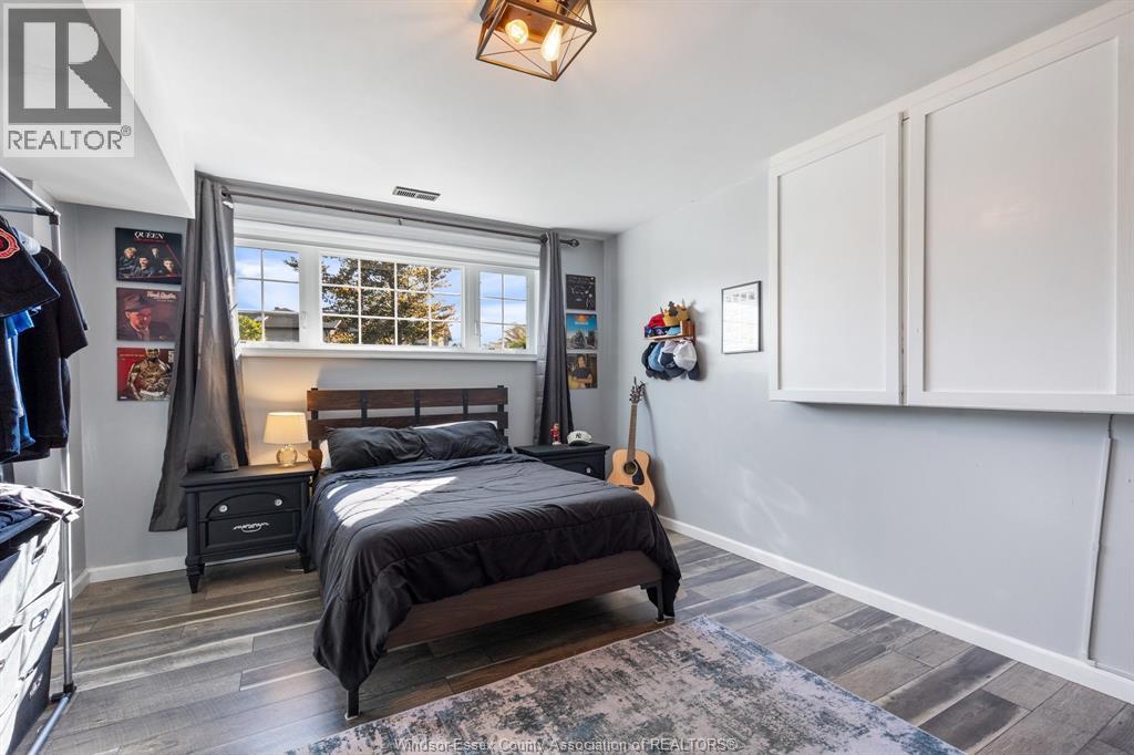 936 DRIFTWOOD - 16