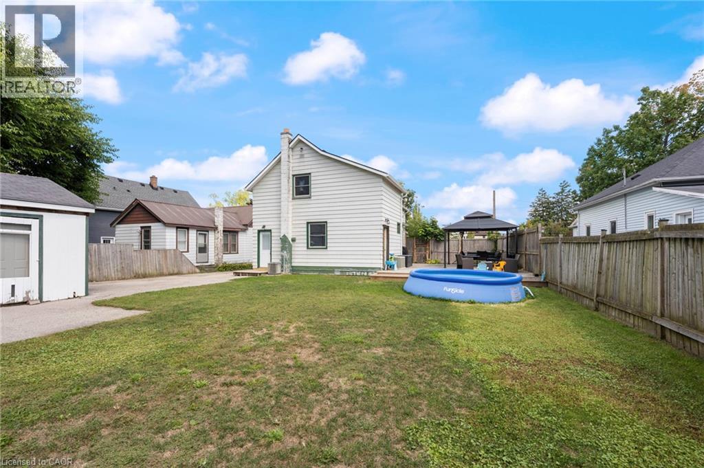 214 JOHN Street - 21