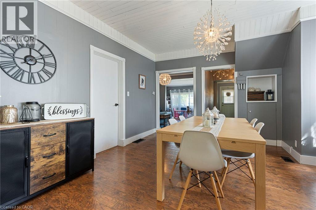 214 JOHN Street - 8