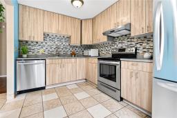 102 Greensboro Square, Winnipeg, MB R3T4L1 Photo 15