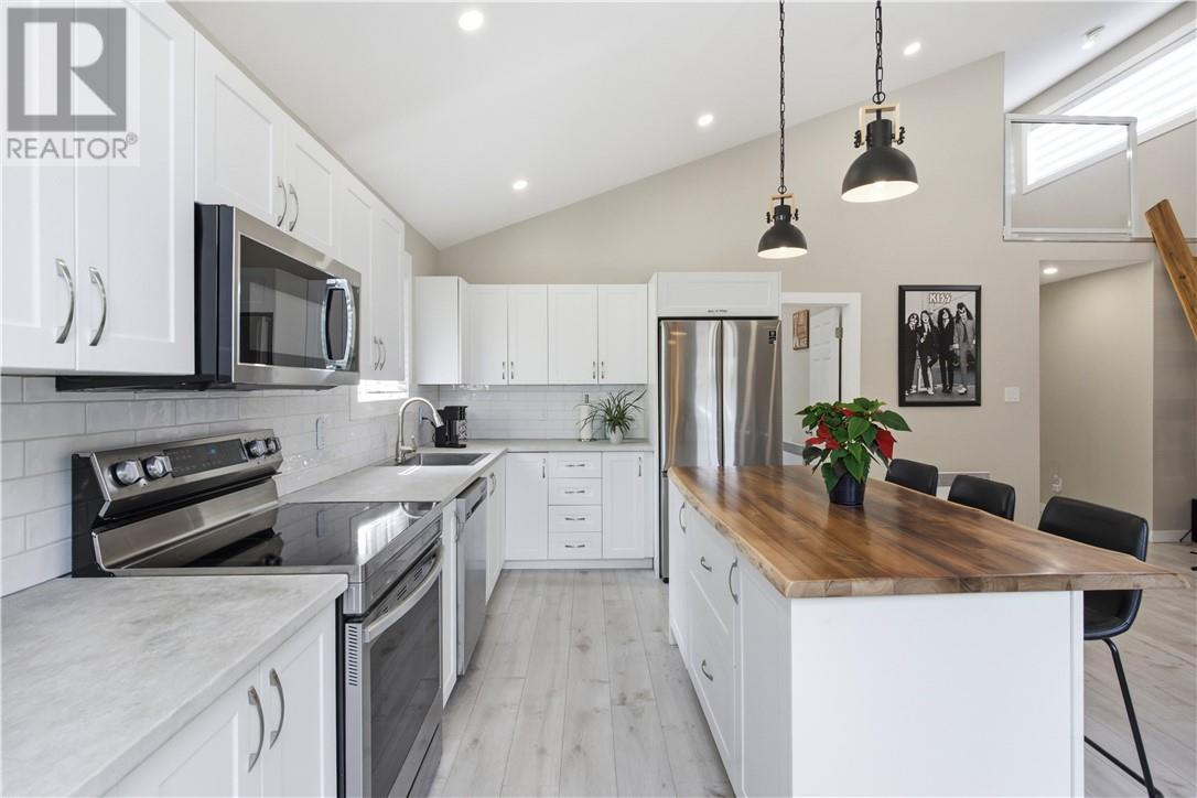 351 Elbow Lake Road - Image 11
