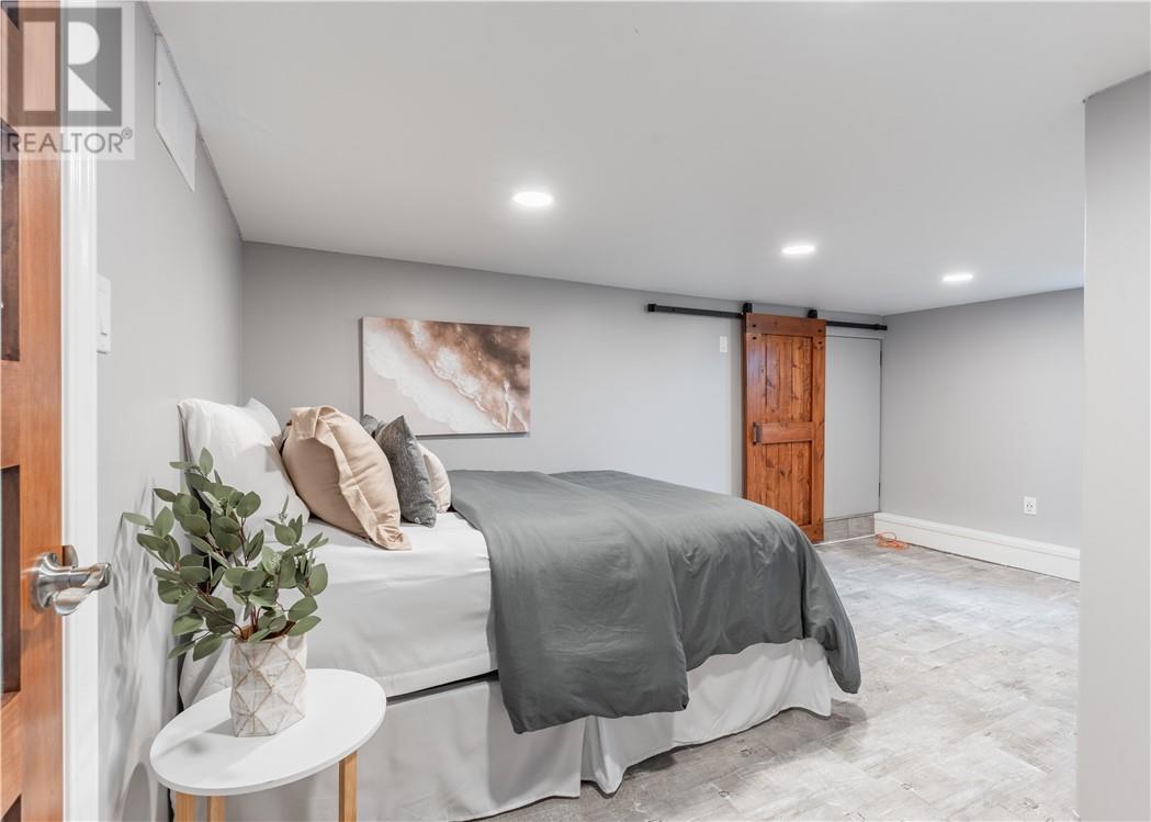 168 Nepahwin Avenue - Image 23