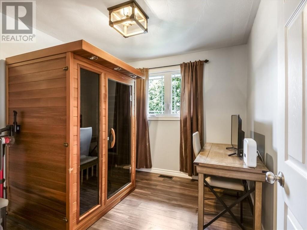 1536 Gauthier Street - Image 25