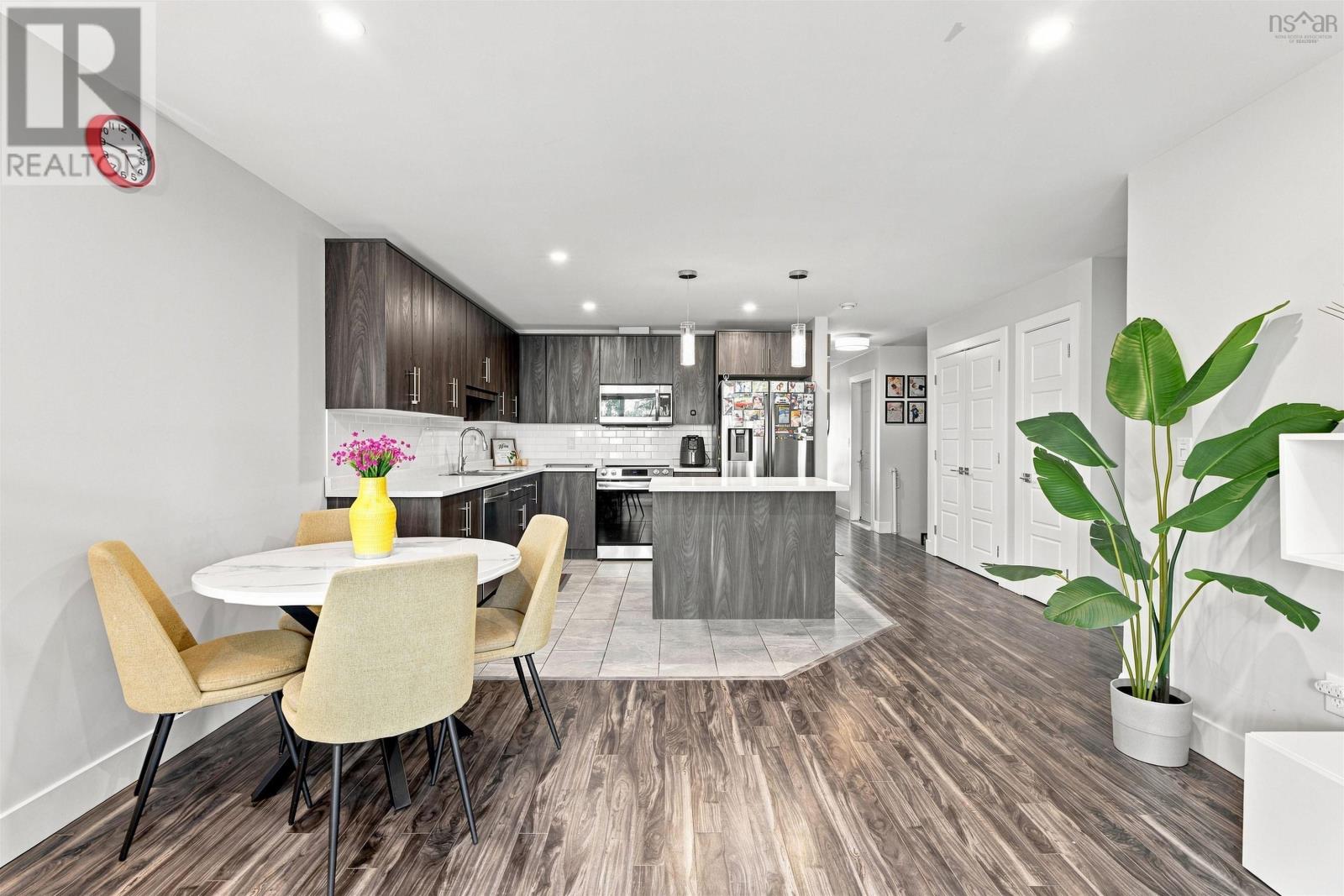 102 CROSSFIELD RIDGE - Image 11