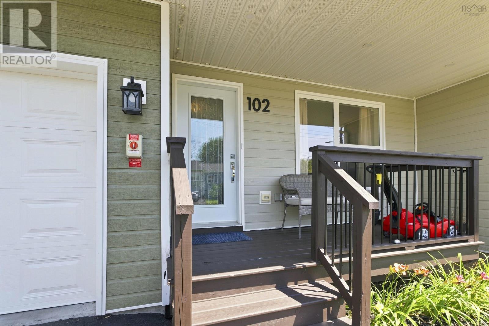 102 CROSSFIELD RIDGE - Image 3