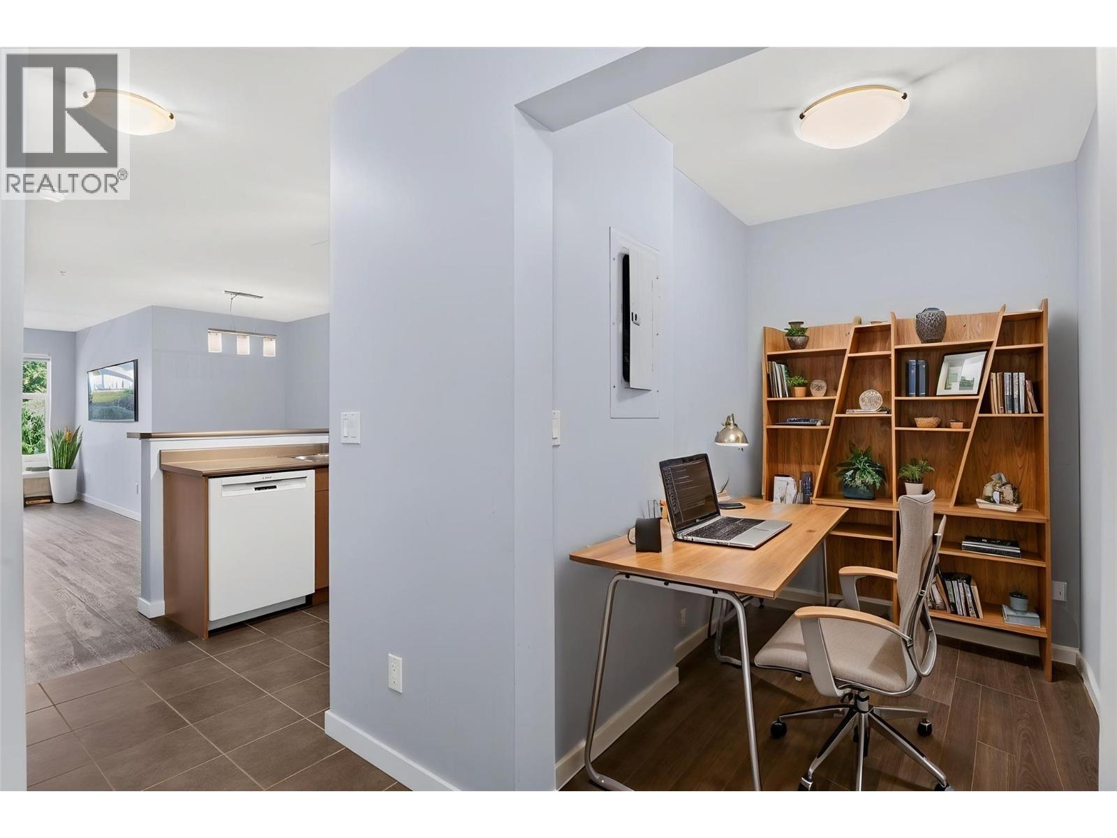 #206 555 Yates Road - 15