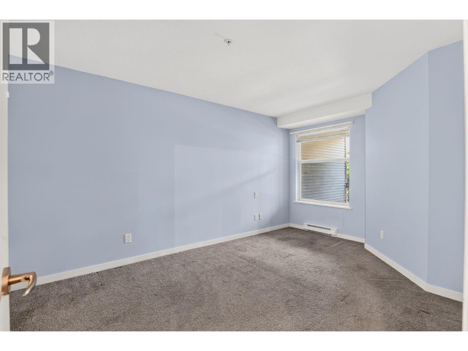 #206 555 Yates Road - 18