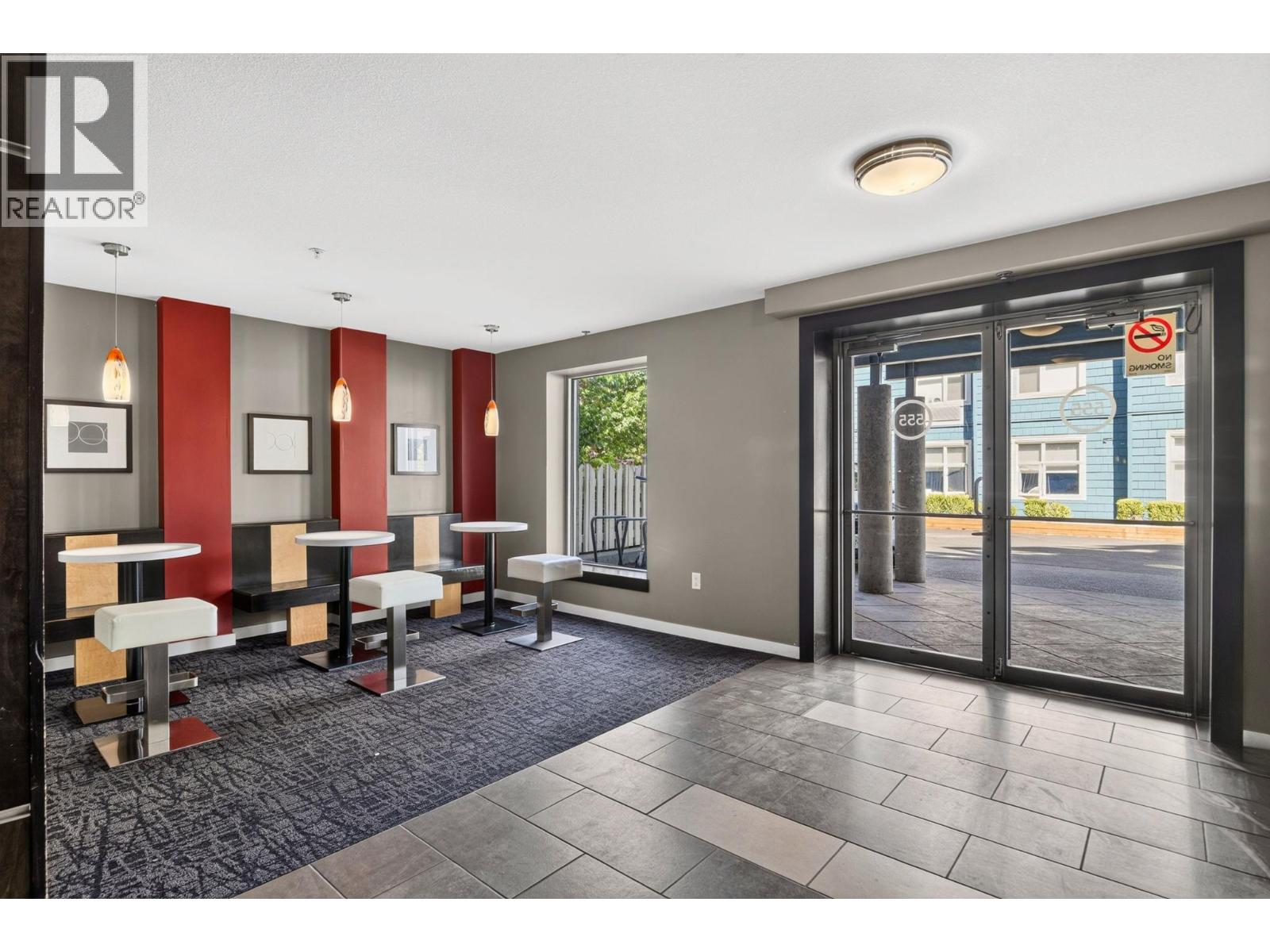 #206 555 Yates Road - 29