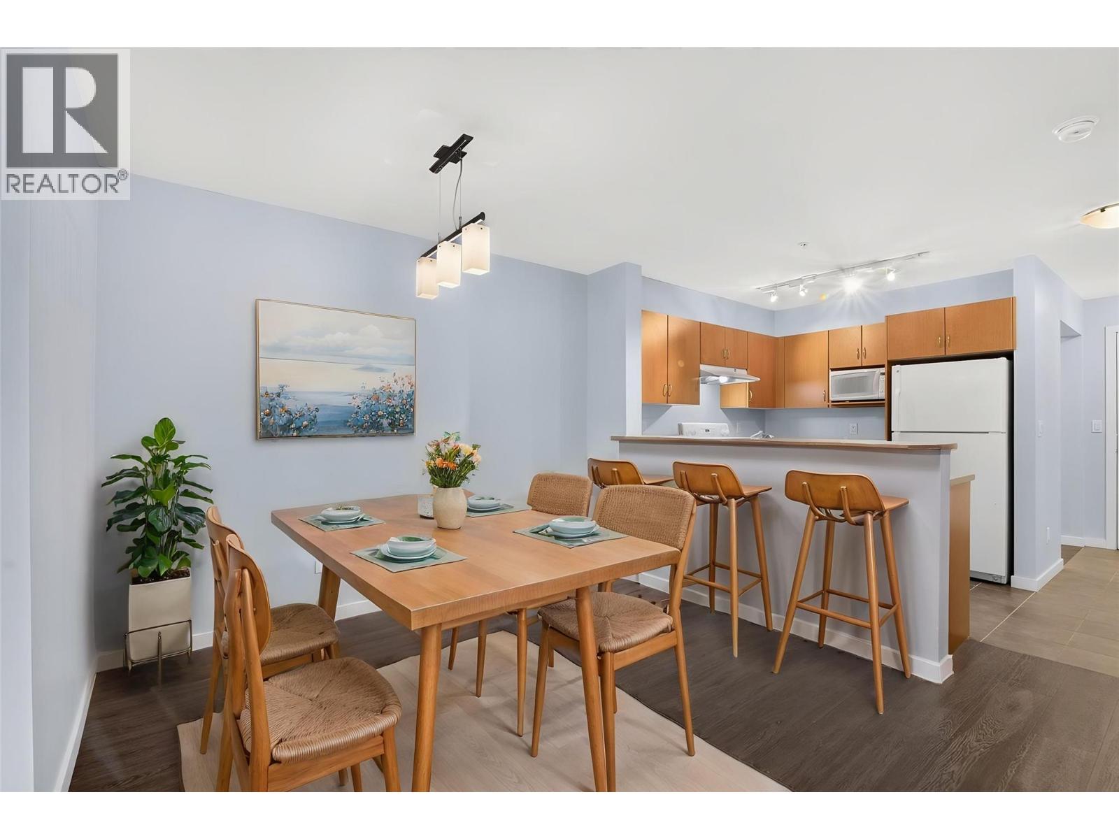 #206 555 Yates Road - 4