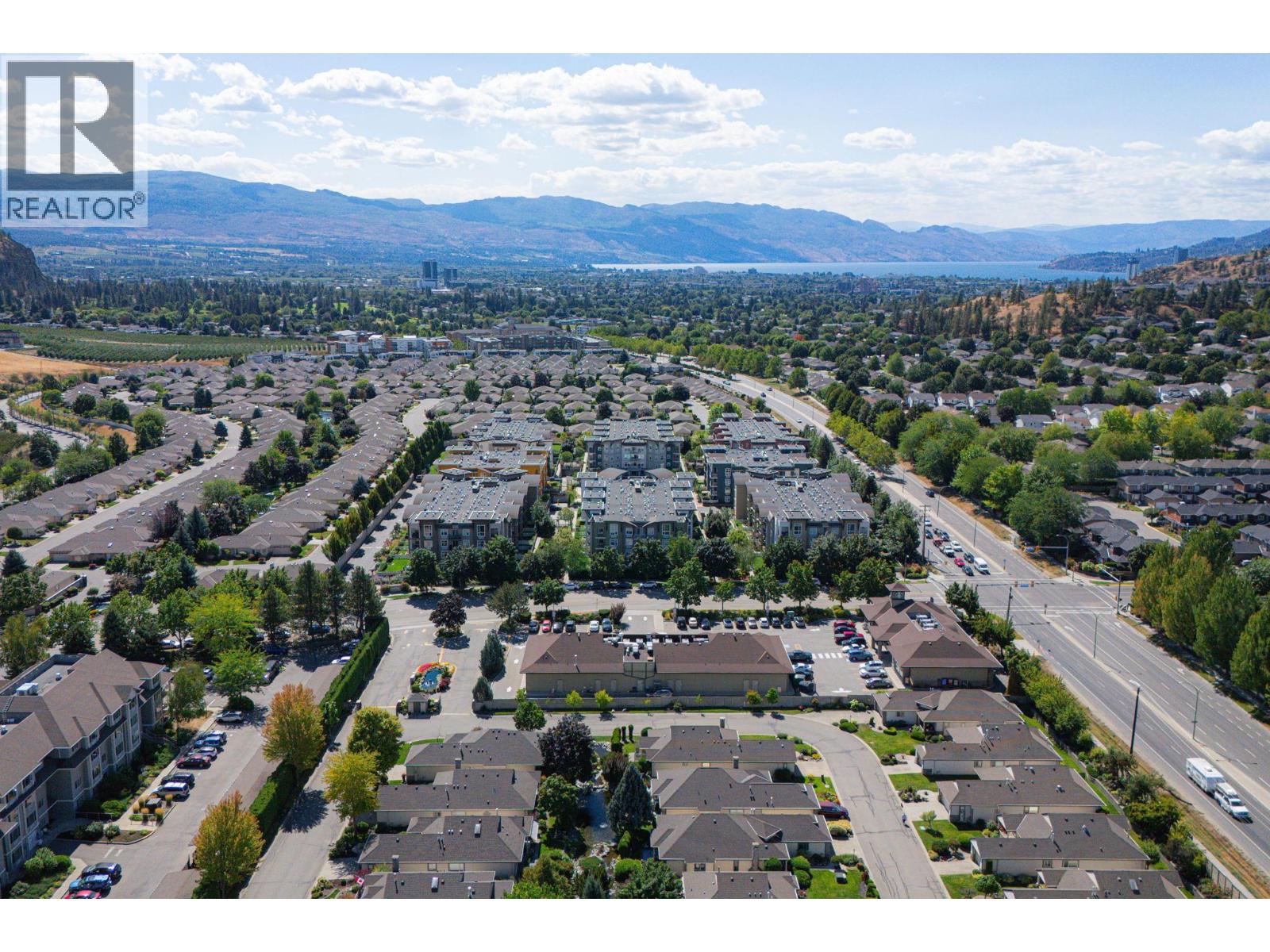 #206 555 Yates Road - 40
