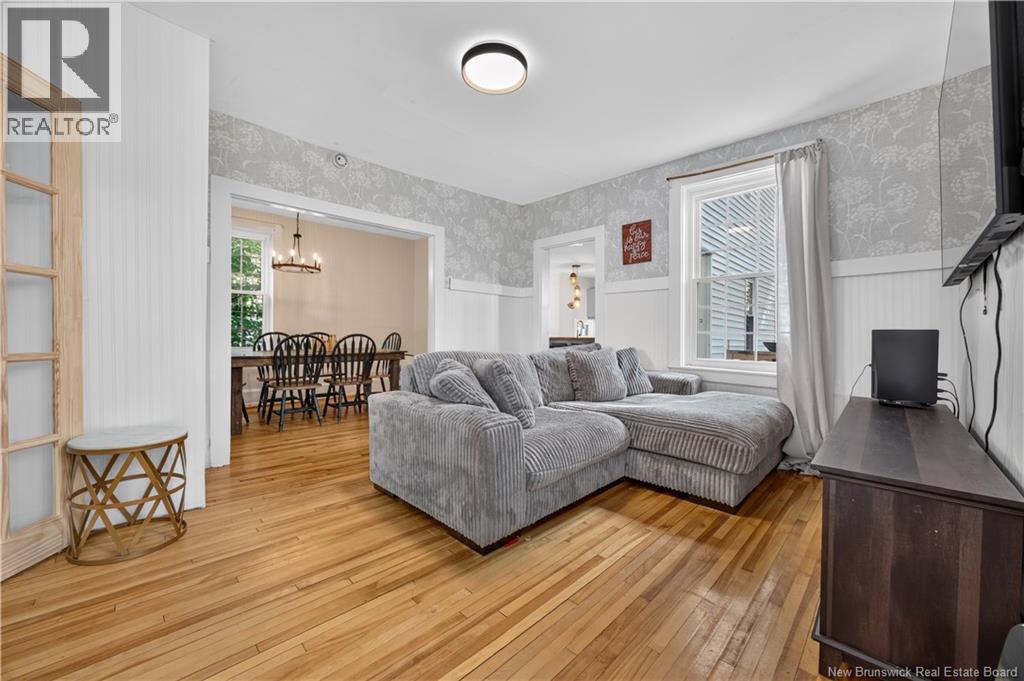 532 King George HWY - 10