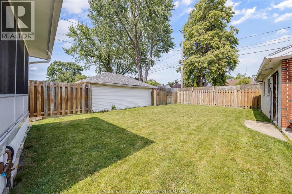 1030 ISABELLE PLACE - Image 43