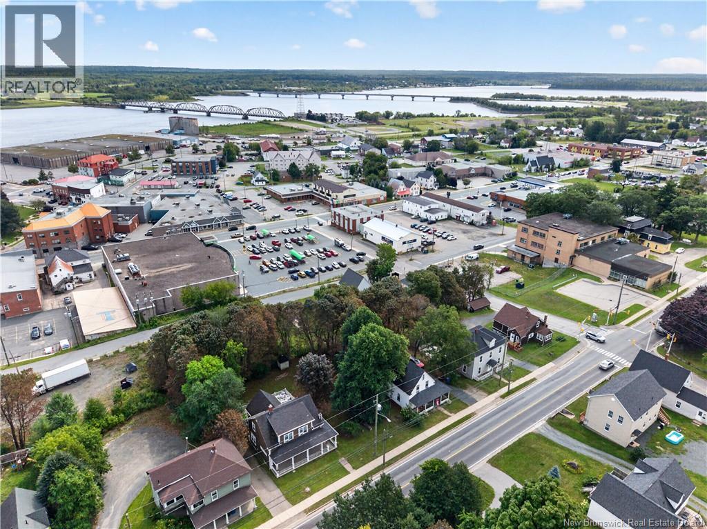 532 King George HWY - 32