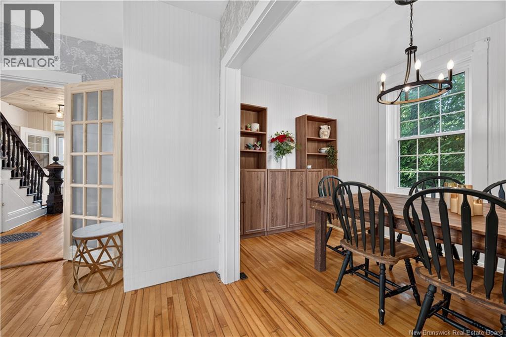 532 King George HWY - 11