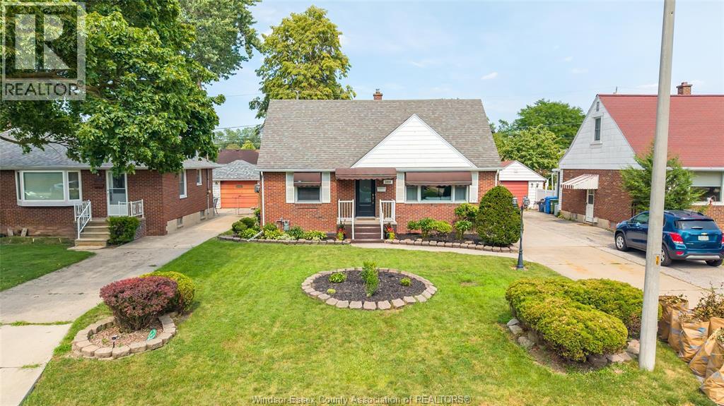 1030 ISABELLE PLACE - 48