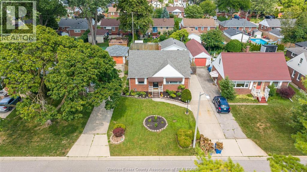 1030 ISABELLE PLACE - Image 3