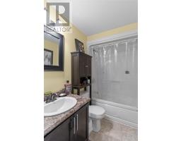 74 Lady Anderson Street thumbnail 32