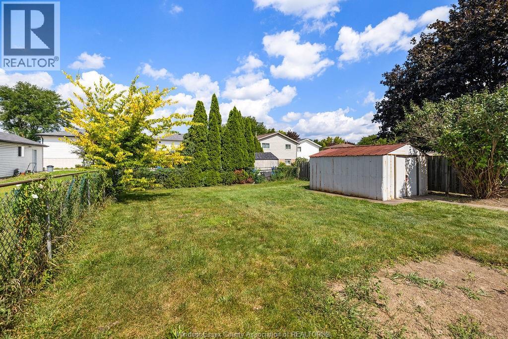 1630 BLUE SPRING - Image 27