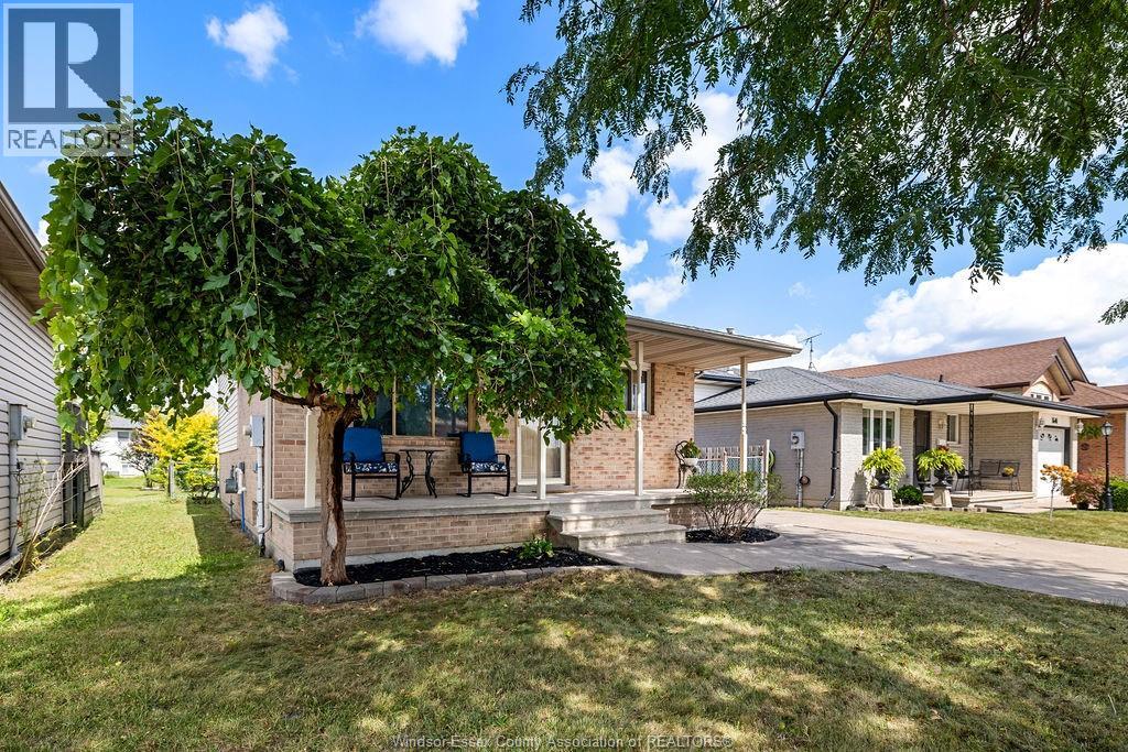 1630 BLUE SPRING - 3