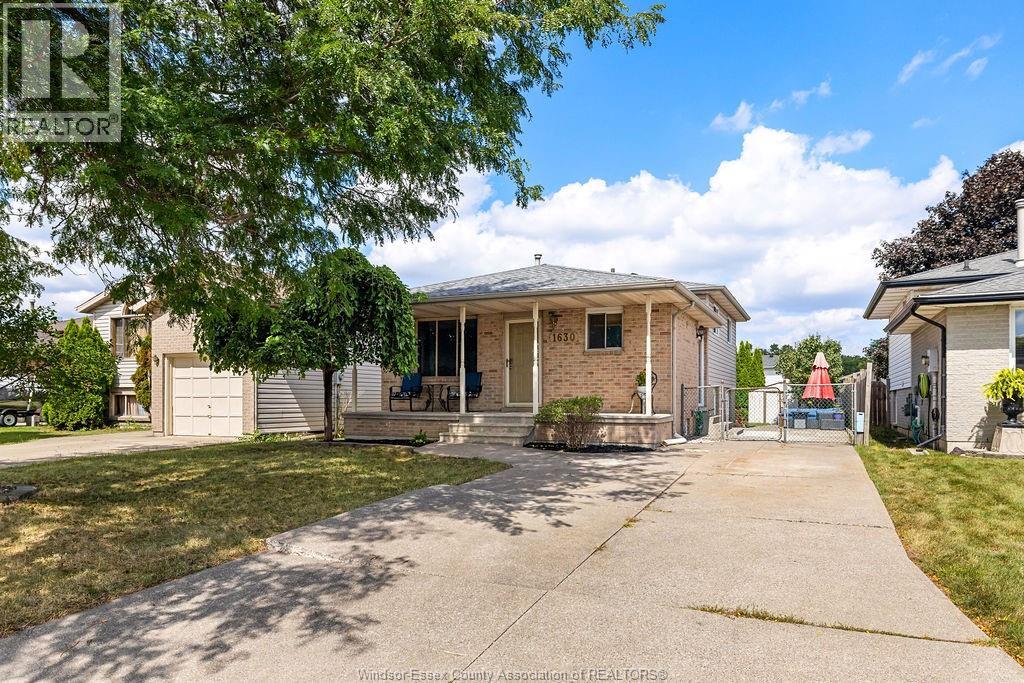 1630 BLUE SPRING - Image 32