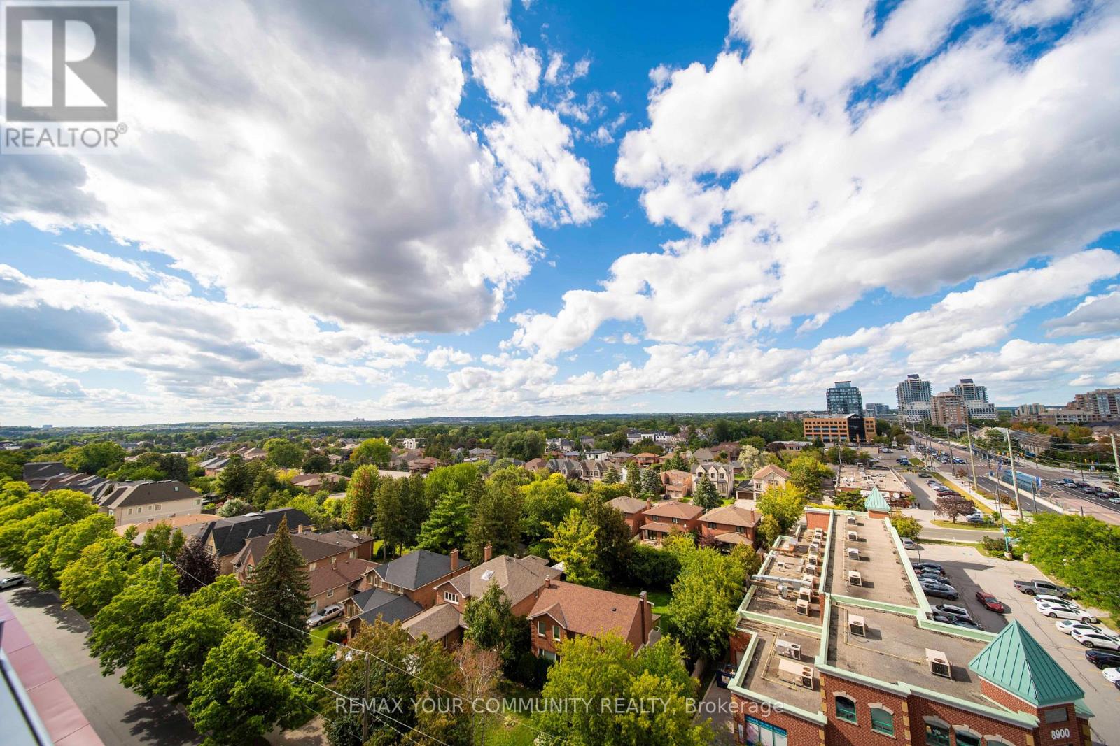 #322 8888 YONGE STREET - 45
