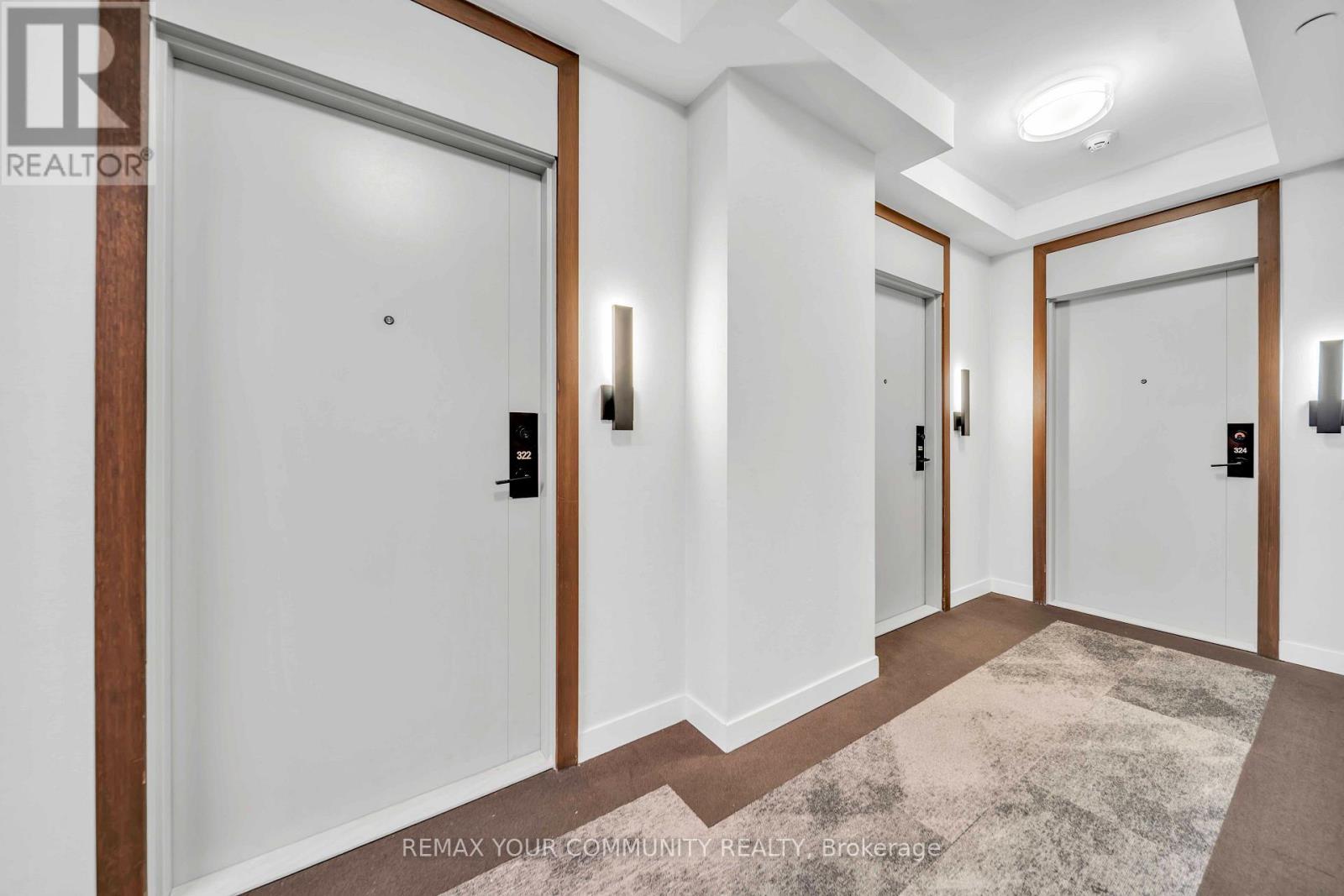 #322 8888 YONGE STREET - 35