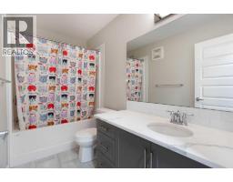 352 Creekrun Crescent SW - photo 16