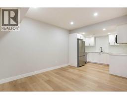 352 Creekrun Crescent SW - photo 22