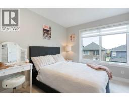 352 Creekrun Crescent SW - photo 12