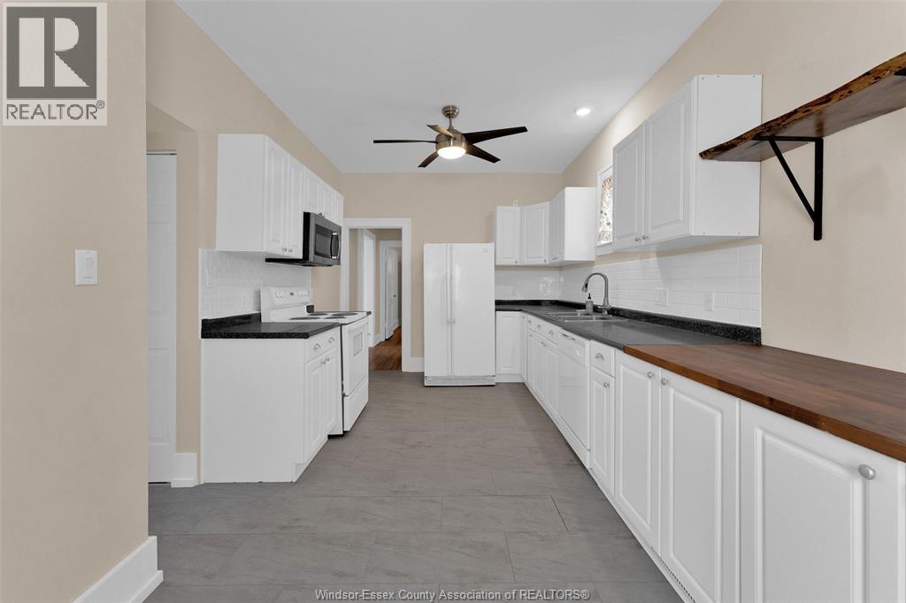 1605 DOUGALL AVENUE - 10
