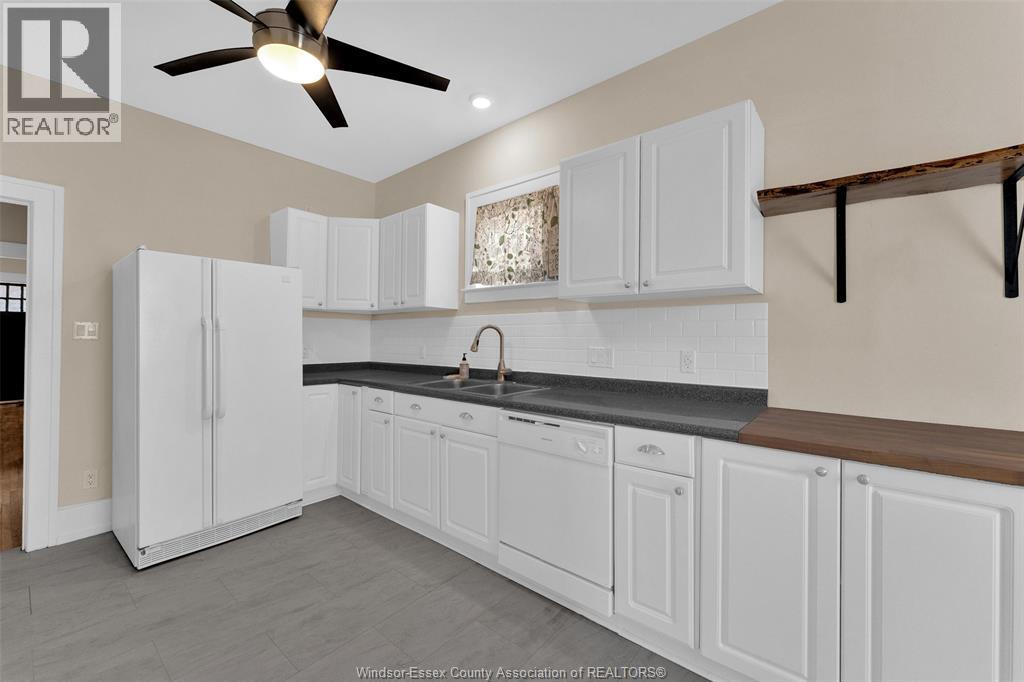 1605 DOUGALL AVENUE - 11