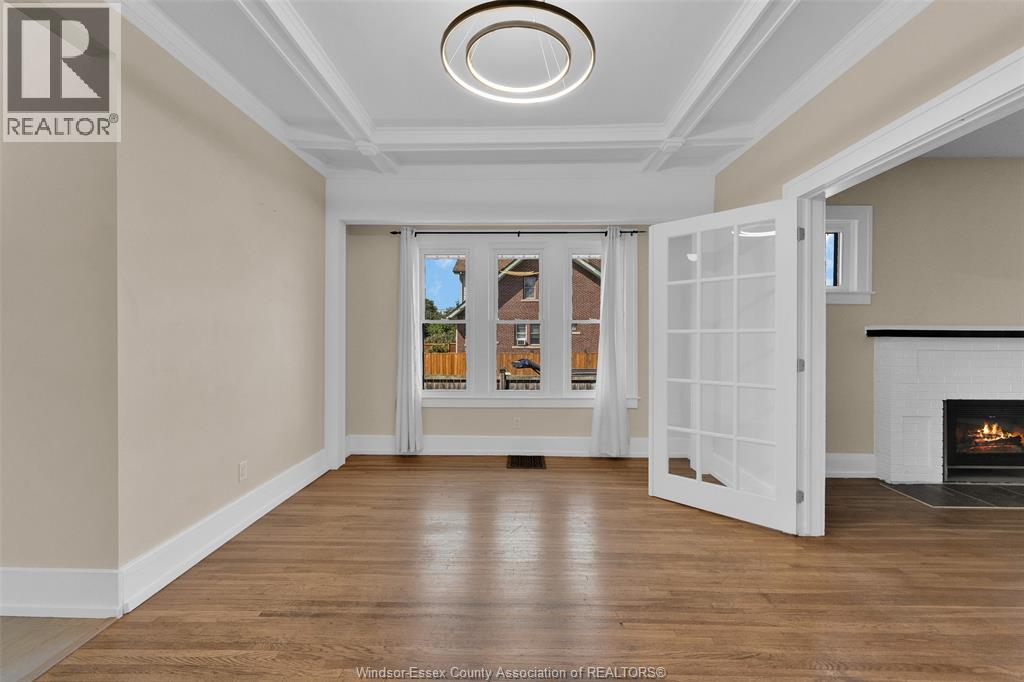 1605 DOUGALL AVENUE - 7