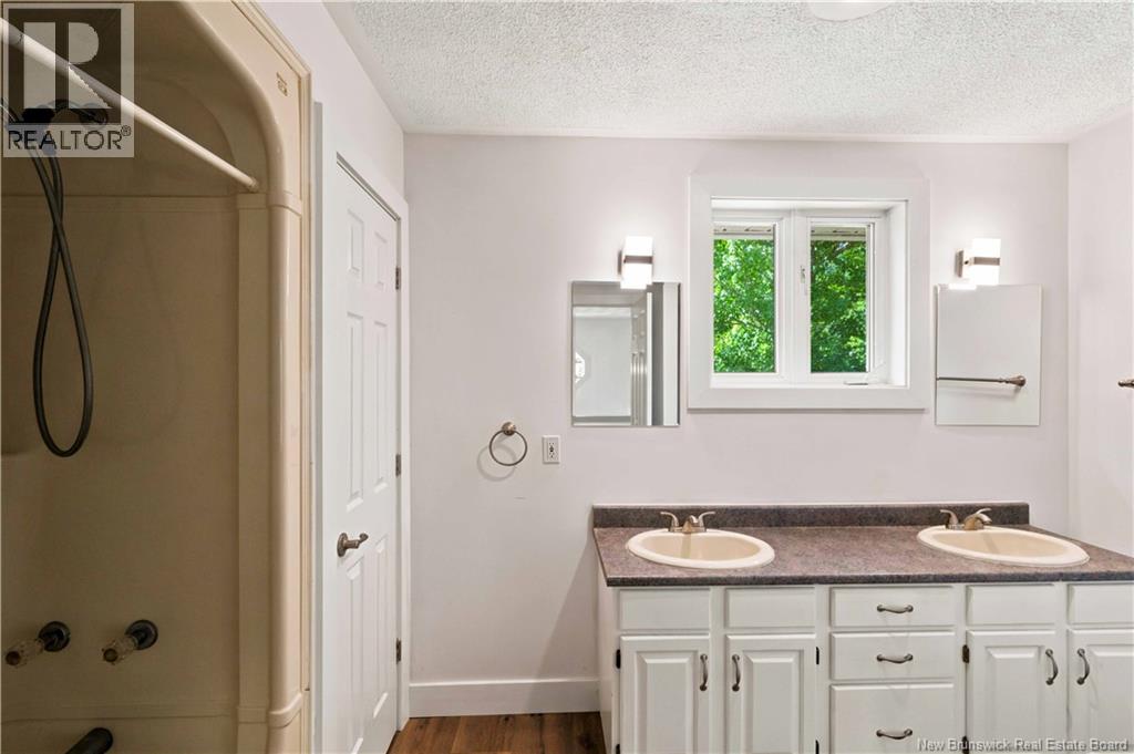 430 Waterville Road - Image 11