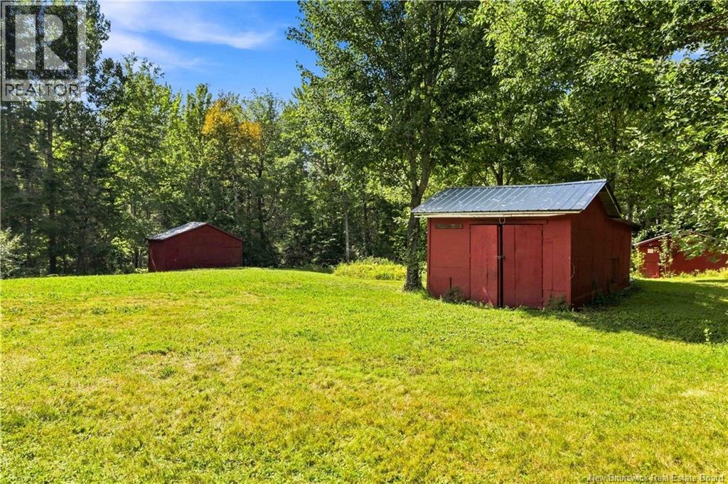 430 Waterville Road - 37