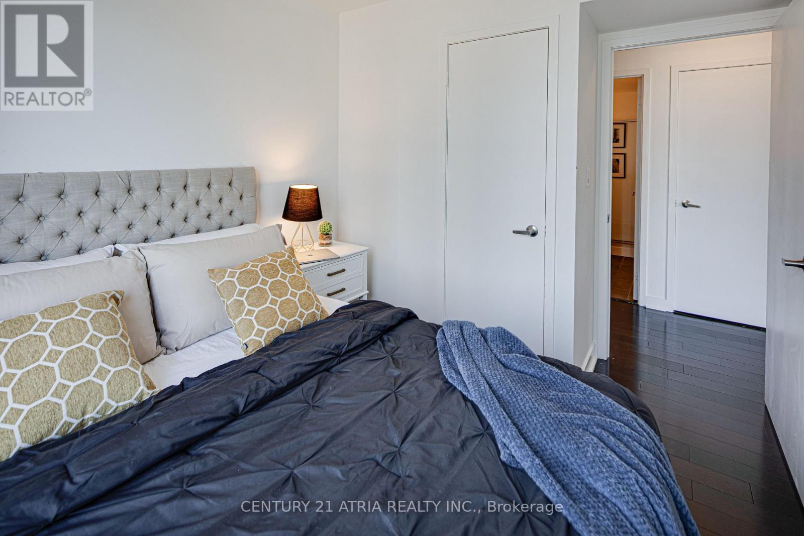 #1802 4K SPADINA AVENUE - 14