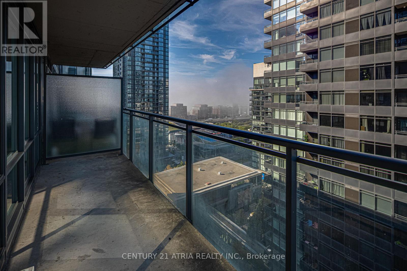 #1802 4K SPADINA AVENUE - 17