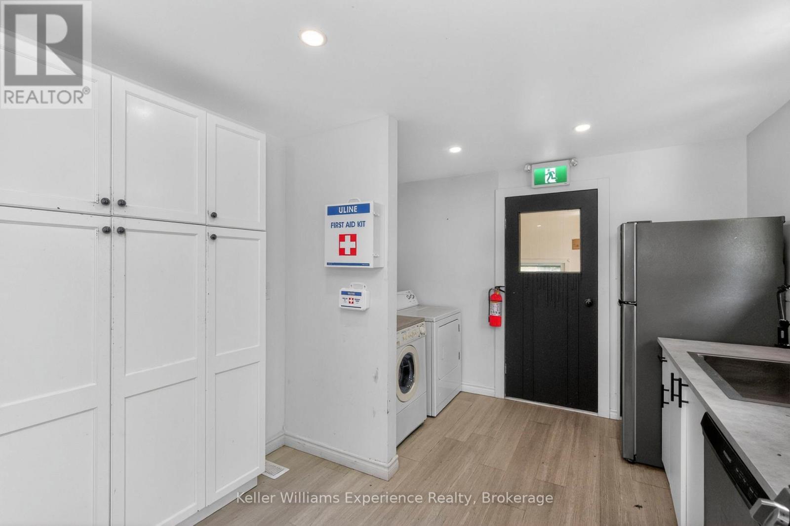 9782 BEACHWOOD DRIVE - Image 17