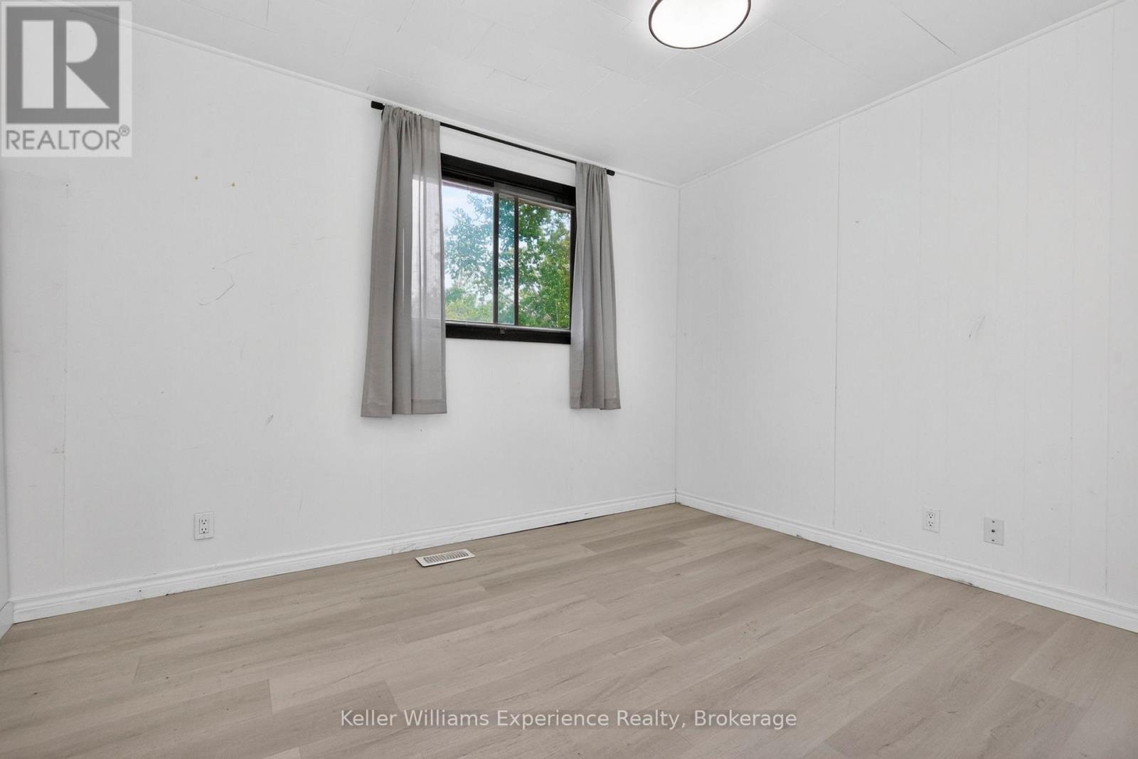 9782 BEACHWOOD DRIVE - Image 28
